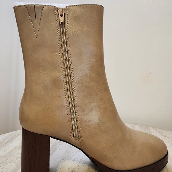 Journee Collection Womens Rom Tan from Macy’s C012 - Picture 3 of 7